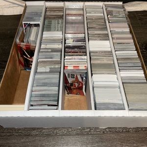 400ct Box Full Of random basketball cards 80s-22s